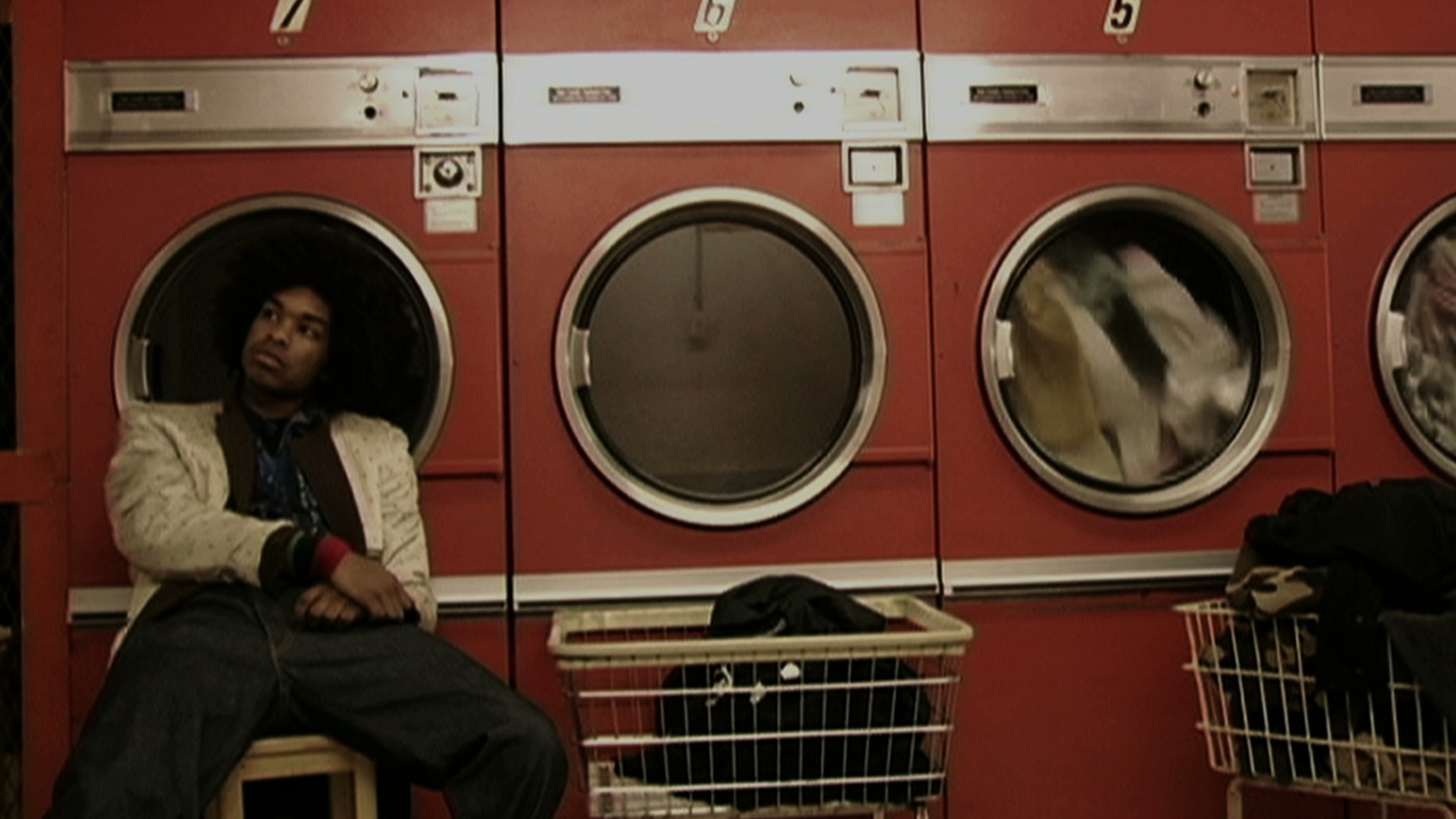 「あまりにも単純化しすぎた彼女の美」