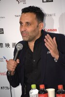 ヤニブ・ビトン