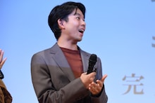 ゴスペラーズの登場に驚く太賀。