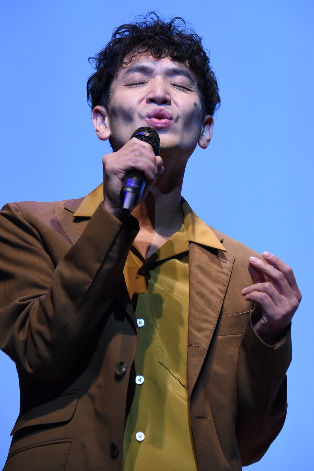 安岡優