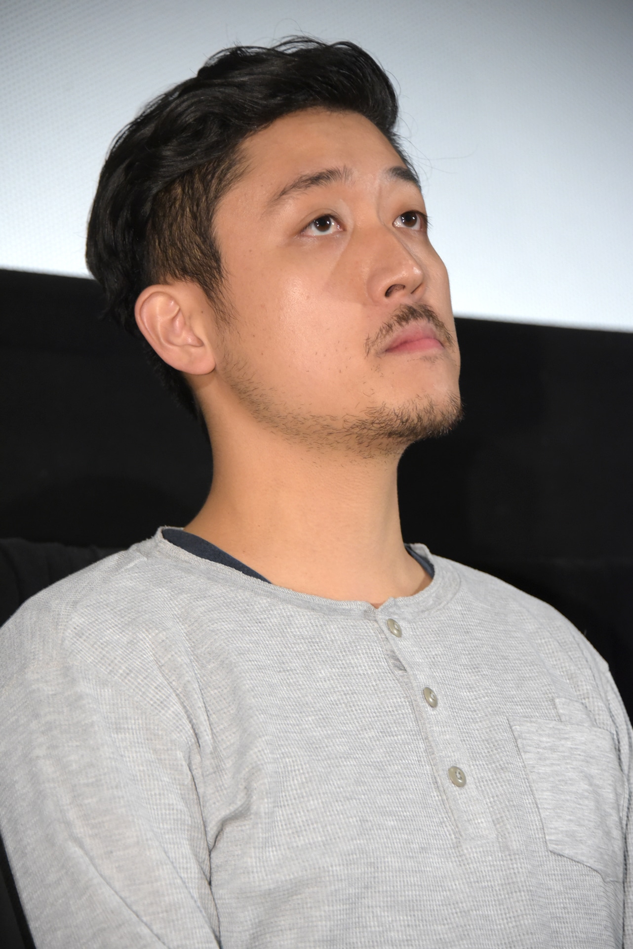 嶺豪一