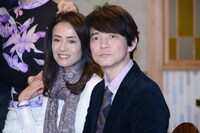 左から後藤久美子、吉岡秀隆。