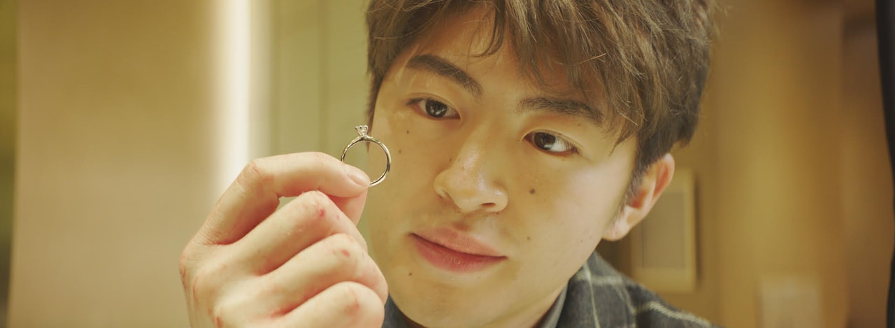 佐野玲於と松本穂香がティファニー×ゼクシィのショートフィルムで遠恋カップルに