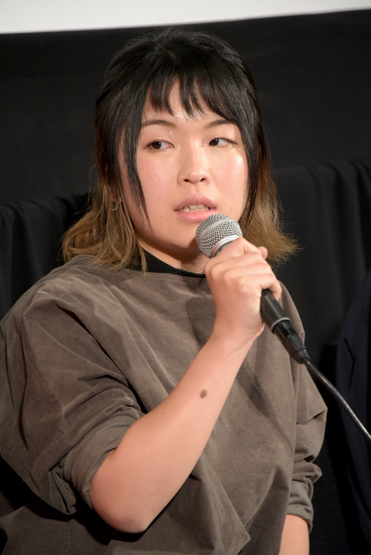竹内里紗