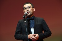 「銃」で日本映画スプラッシュ部門の監督賞を獲得した武正晴。