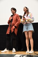 「バッド・ジーニアス 危険な天才たち」大ヒット記念舞台挨拶の様子。