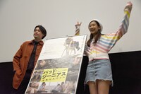 「バッド・ジーニアス 危険な天才たち」大ヒット記念舞台挨拶の様子。