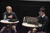 第5回 新千歳空港国際アニメーション映画祭で行われたトークイベントの様子。左から数土直志、石田祐康。