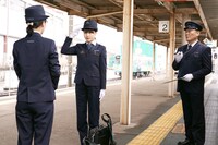 「かぞくいろ―RAILWAYS わたしたちの出発―」新場面写真