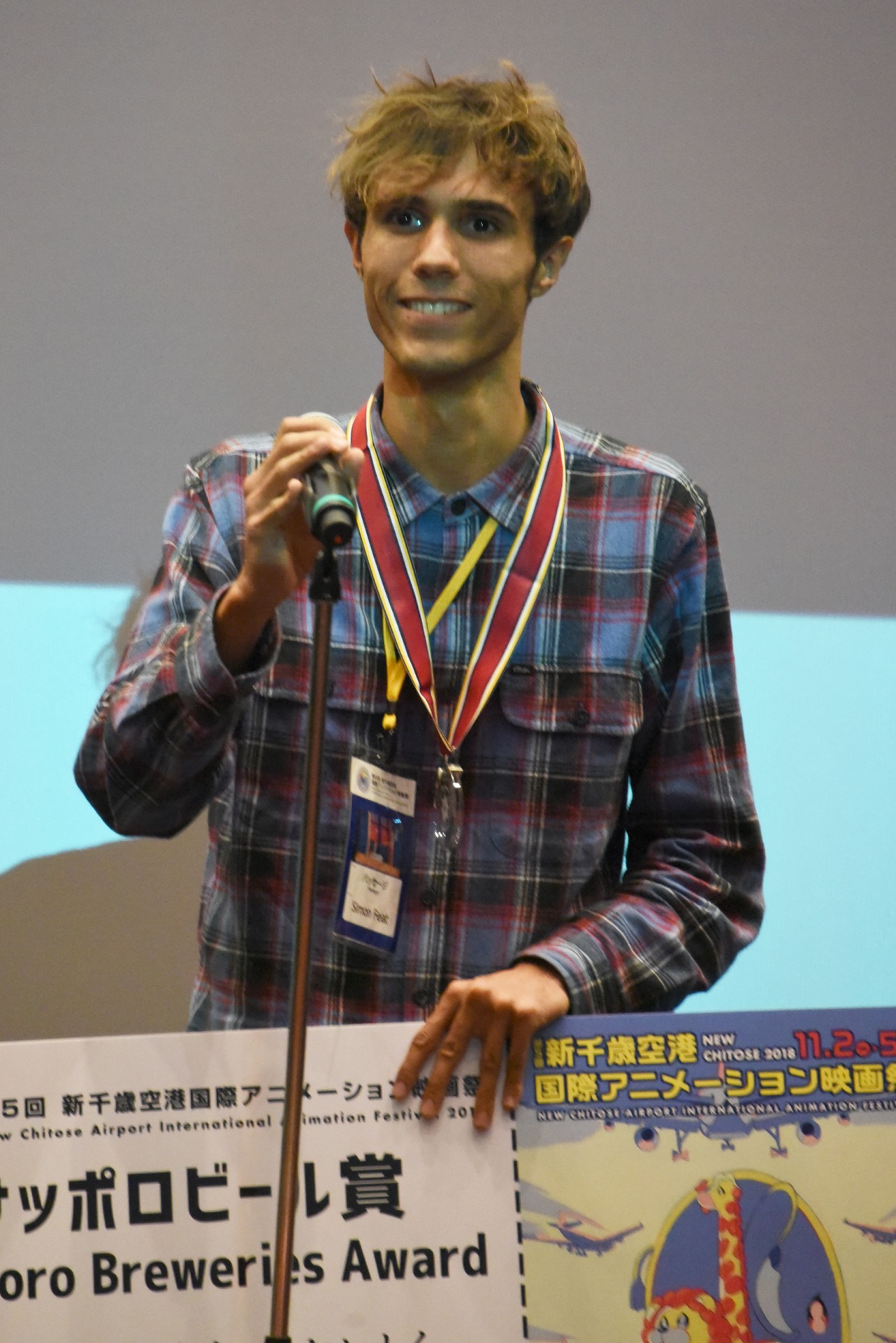 サッポロビール賞を受賞したサイモン・フィート。