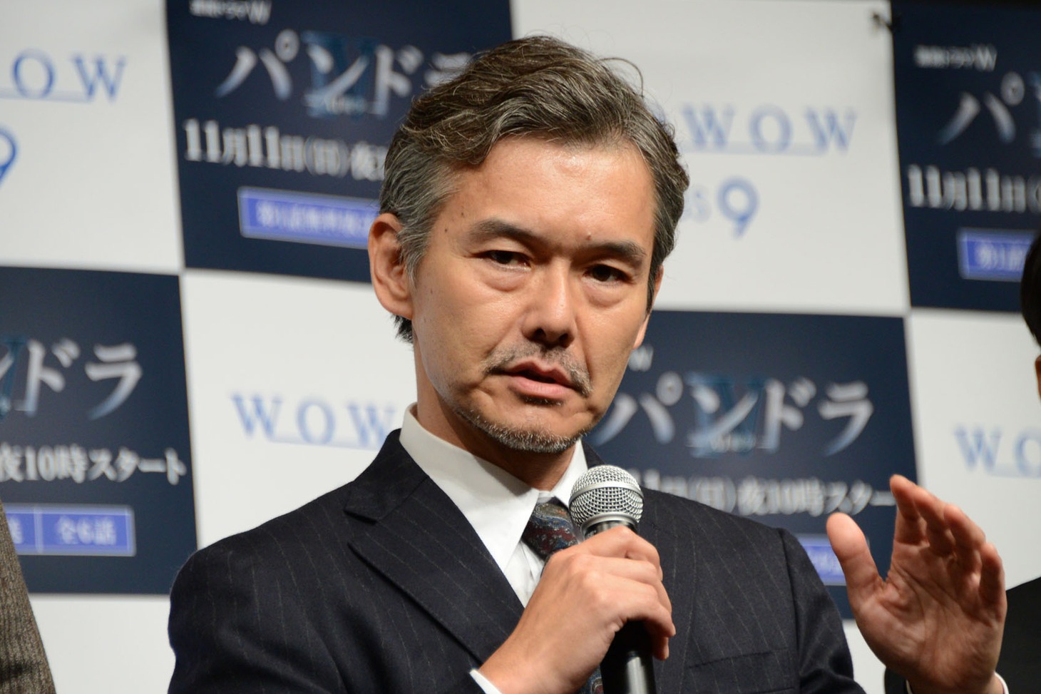渡部篤郎