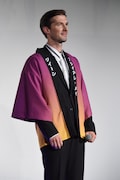 法被を着たグウィリム・リー。