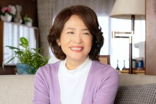 中田喜子演じる芳江。