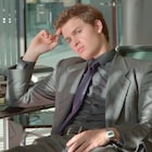 BBC結成の瞬間!アンセル・エルゴートが自信に満ちた表情で新事業を語る