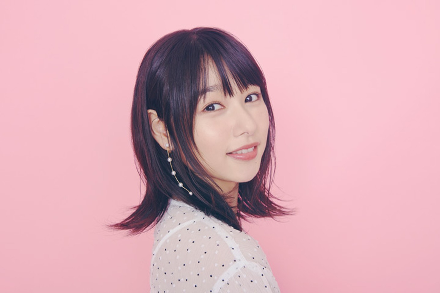 桜井日奈子（撮影：入江達也）
