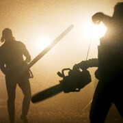 血みどろニコケイがチェーンソーで殺し合い「マンディ」火花散る本編シーン