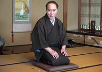 圓楽の師匠・三遊亭圓生役の佐野史郎。