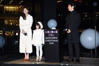 左から篠原涼子、稲垣来泉、西島秀俊。