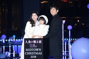 左から篠原涼子、稲垣来泉、西島秀俊。