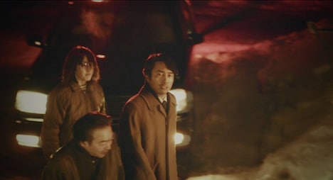 「赤い雪 Red Snow」より、眞島秀和演じる白川博史。