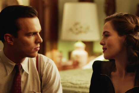 「ライ麦畑の反逆児 ひとりぼっちのサリンジャー」新場面写真