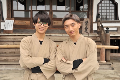 左からシブヤ役の溝口琢矢、ナリタ役の勧修寺玲旺。