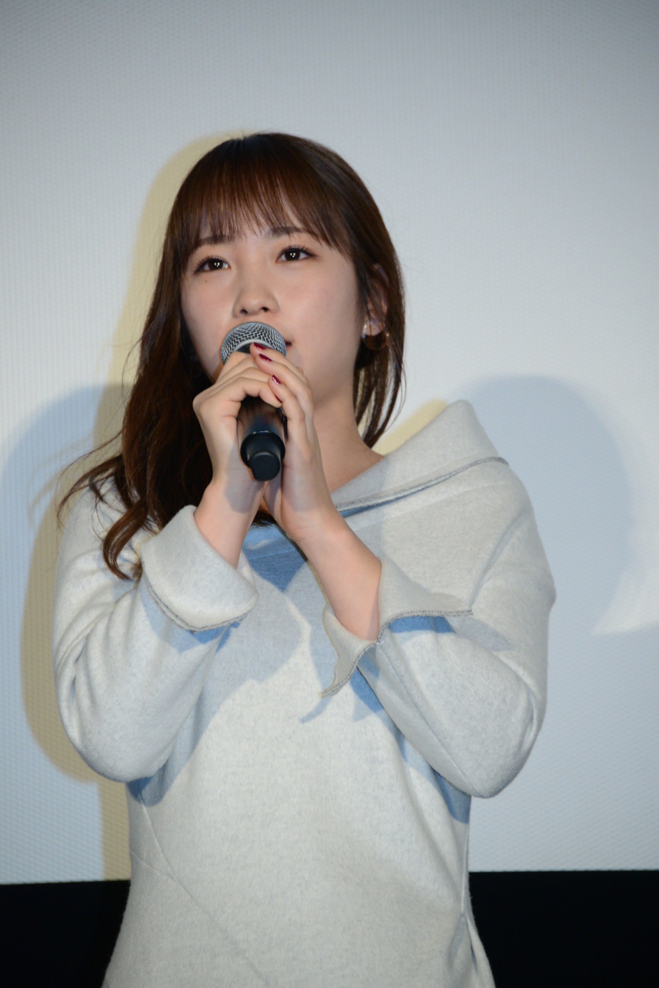川栄李奈