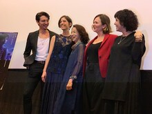 左からジュリアン、サンドバーグ直美、原田美枝子、ナグメ・シルハン、ショーレ・ゴルパリアン。