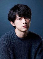 若き日の馬場純役の吉沢亮。