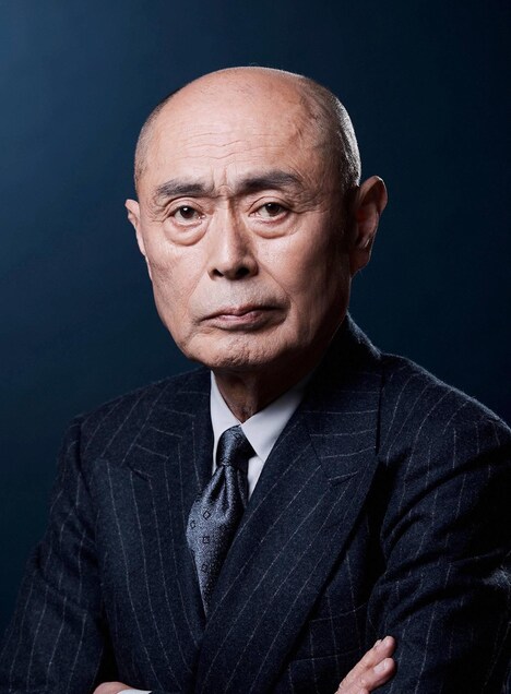 碓氷太一郎役の伊武雅刀。