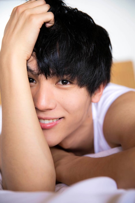 中川大志写真集「maka hou」中面