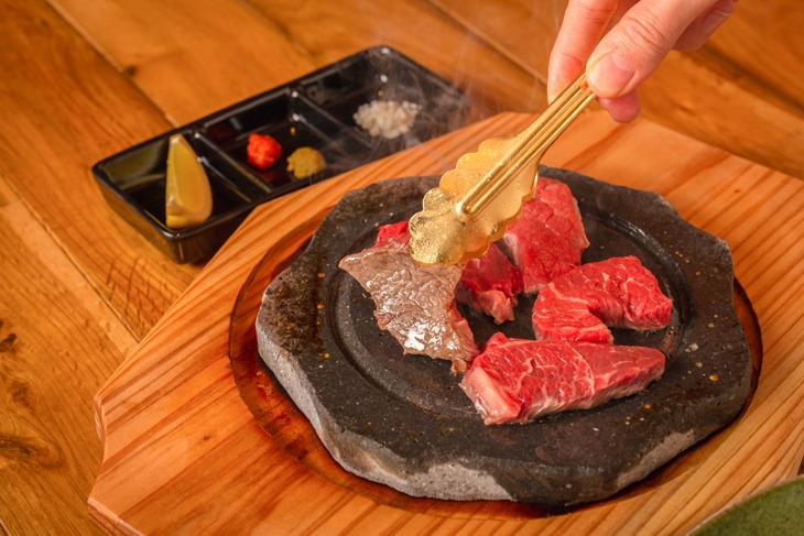 「阿蘇あか牛溶岩焼き」