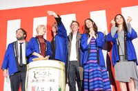 「ファンタスティック・ビーストと黒い魔法使いの誕生」初日舞台挨拶の様子。