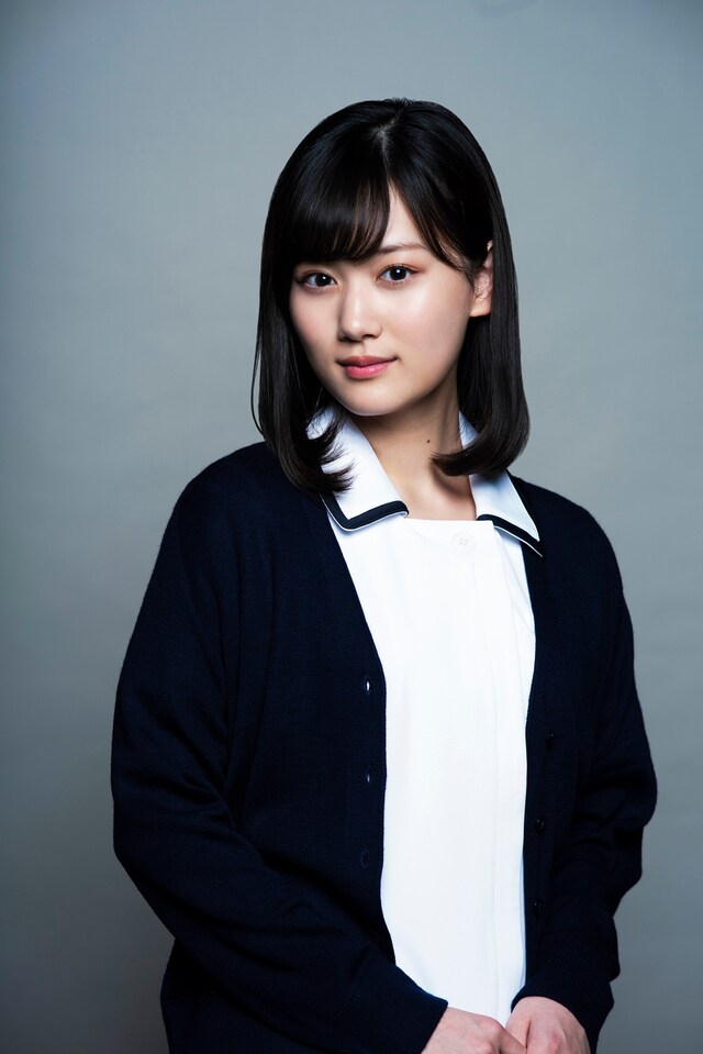 山下美月（乃木坂46）演じる一ノ瀬真美。