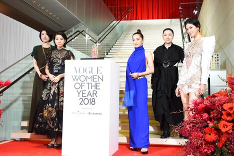 「VOGUE JAPAN WOMEN OF THE YEAR 2018」レッドカーペットの様子。