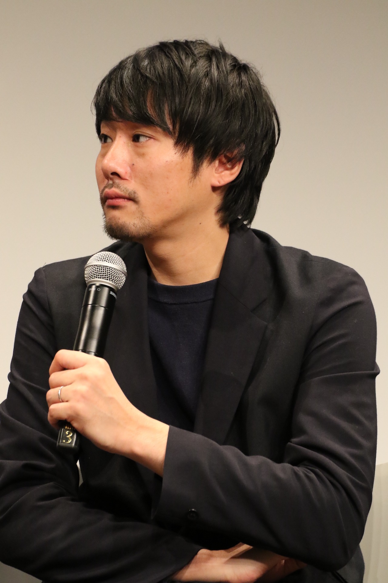 藤井道人