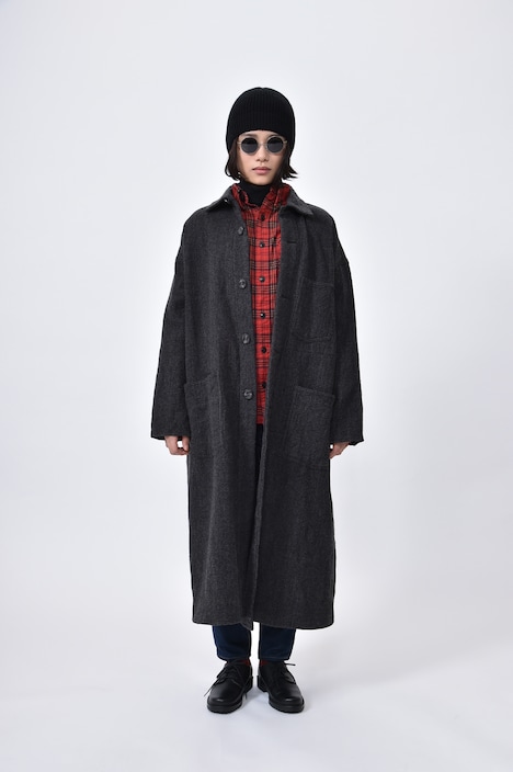 的場中役の杉咲花。