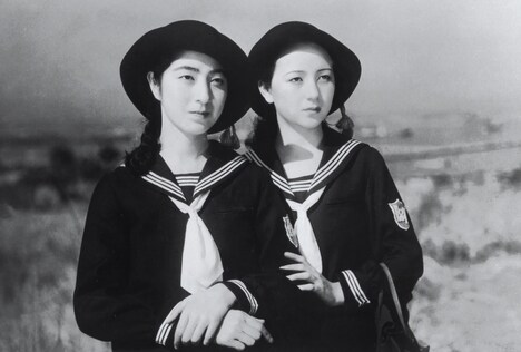 「港の日本娘」 (c)1933松竹