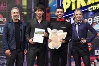 「名探偵ピカチュウ」製作報告会見の様子。