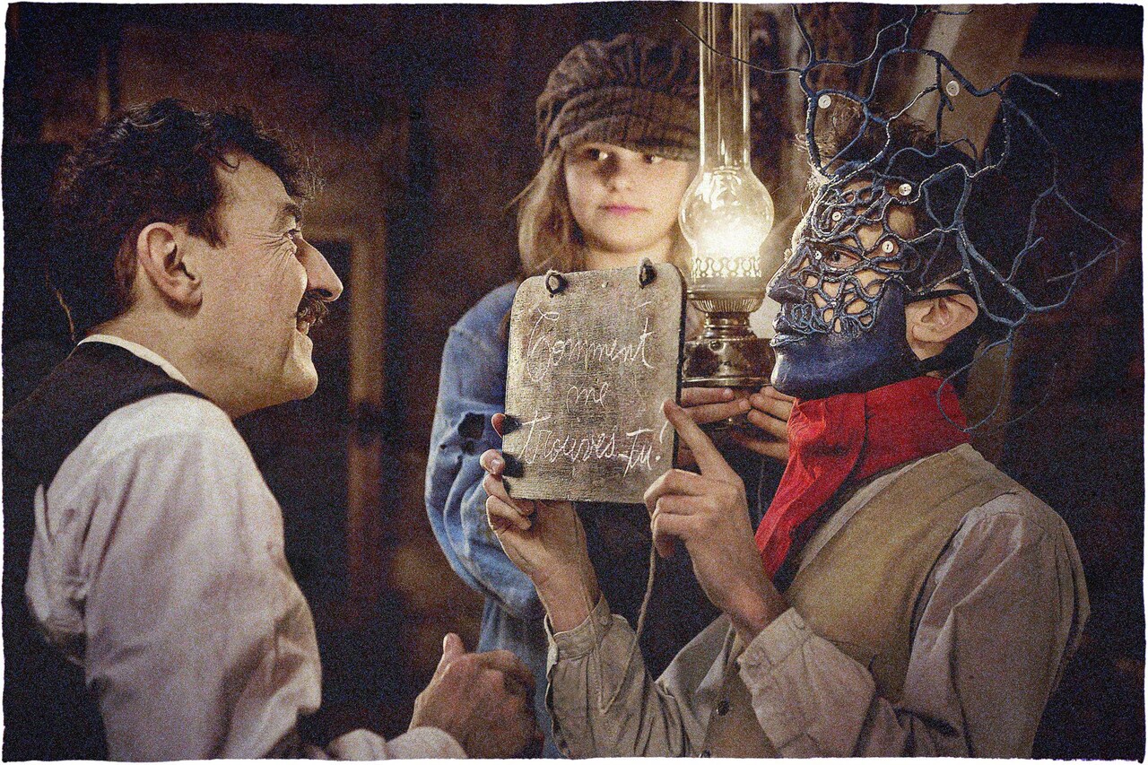 壮大な詐欺事件を企てる2人の友情、「天国でまた会おう」本編映像解禁