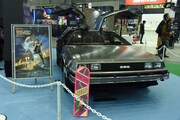 「バック・トゥ・ザ・フューチャー」シリーズのデロリアン。