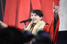 エズラ・ミラー