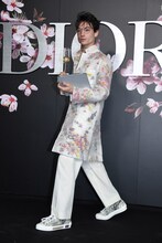 エズラ・ミラー