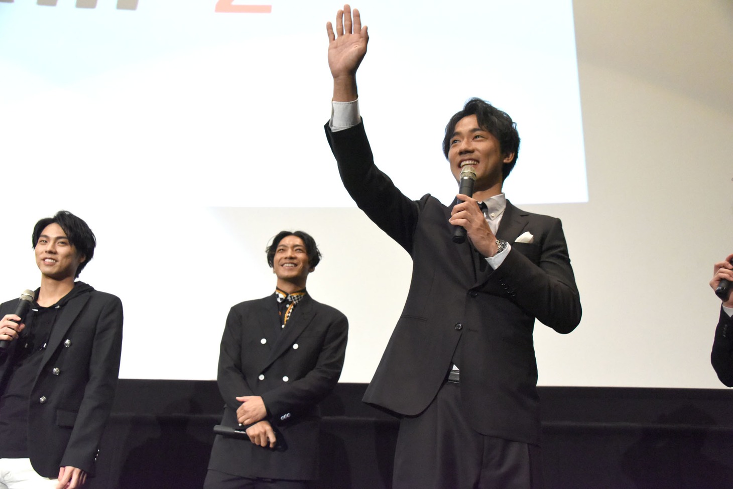 小澤雄太（右）