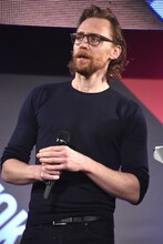 トム・ヒドルストン