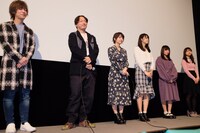 「猫カフェ」初日舞台挨拶の様子。