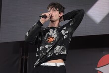 エズラ・ミラー