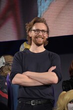 トム・ヒドルストン