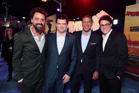 左からボブ・ペルシケッティ、クリストファー・ミラー、ピーター・ラムジー、フィルロード。