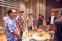 「君の歌はワルツ」レコーディング風景。